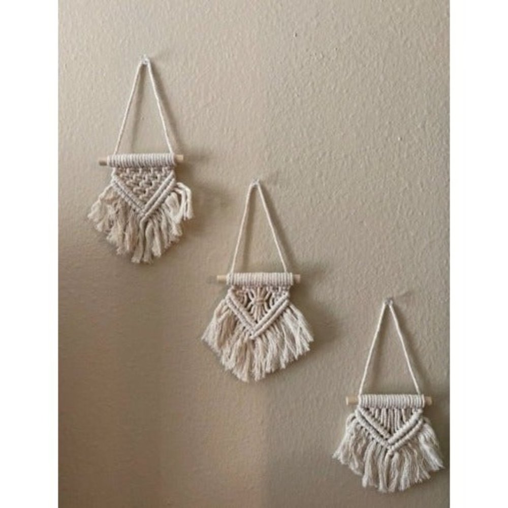 Mini Macrame Wall Hanging Set of 3 Boho Christmas Tree Decoration